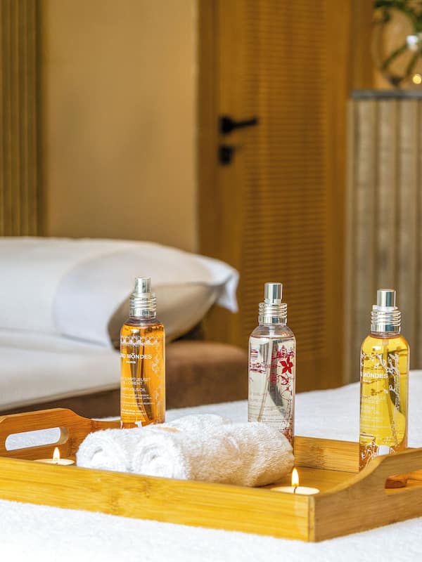 Couples treatment rooms, steam room, Turkish bath, body treatments