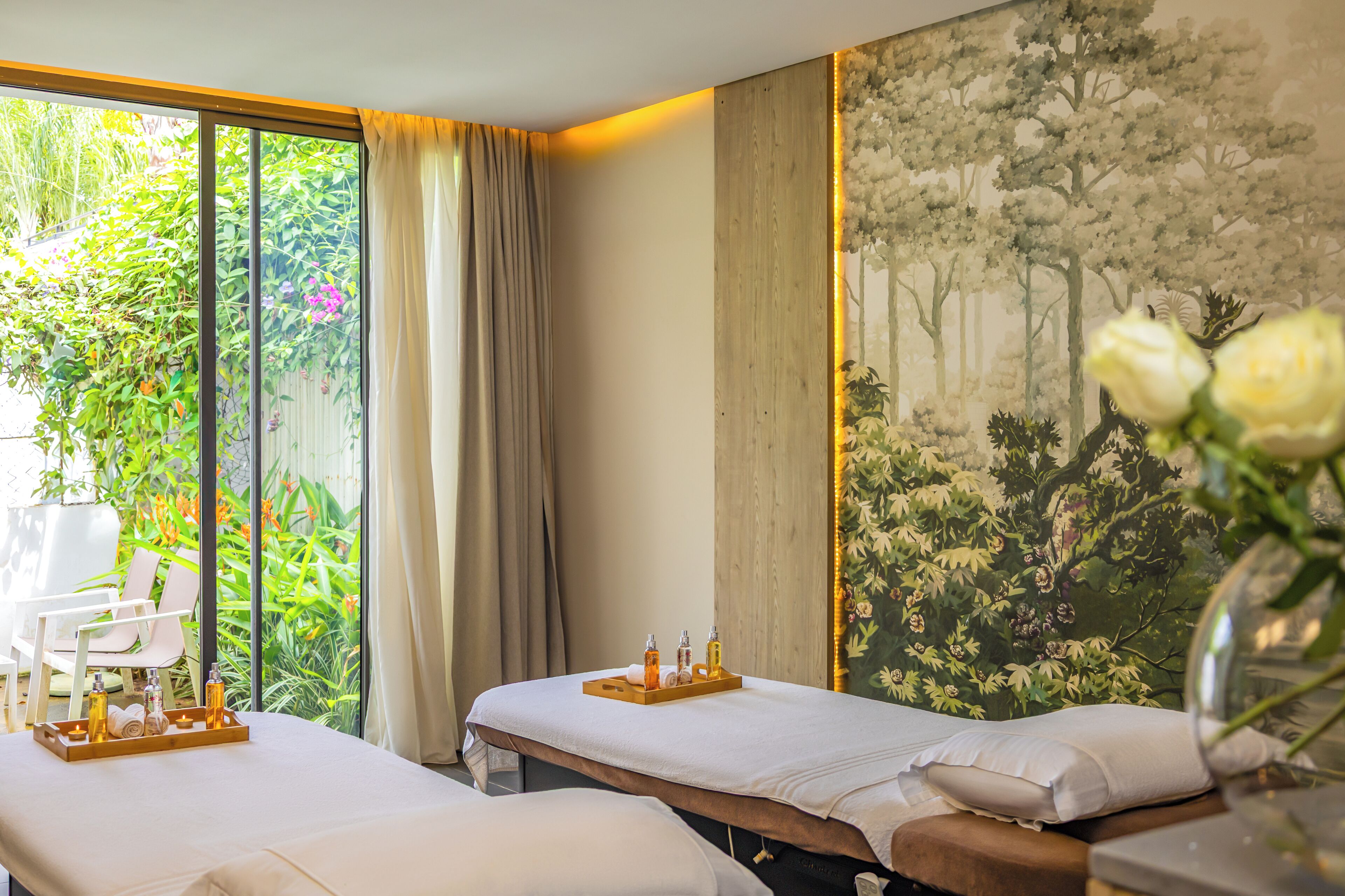 Couples treatment rooms, steam room, Turkish bath, body treatments