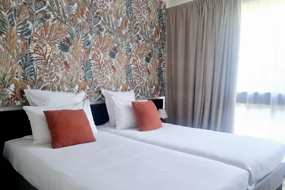 Comfort Twin Room, Garden View | Soundproofing, iron/ironing board, free WiFi