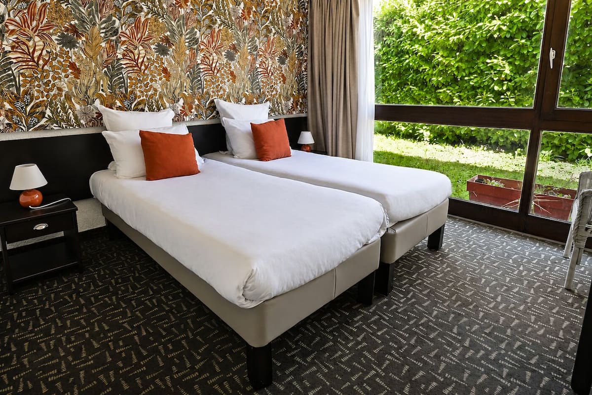 Comfort Twin Room, Garden View | Soundproofing, iron/ironing board, free WiFi