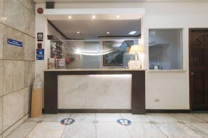 Unclassified image, 2 of 15, button - Sunette Tower Makati (Makati)