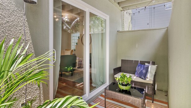 Terrace/patio - Hyde Park Condo - 2 b/2 ba - Location, Location, Location (Tampa)