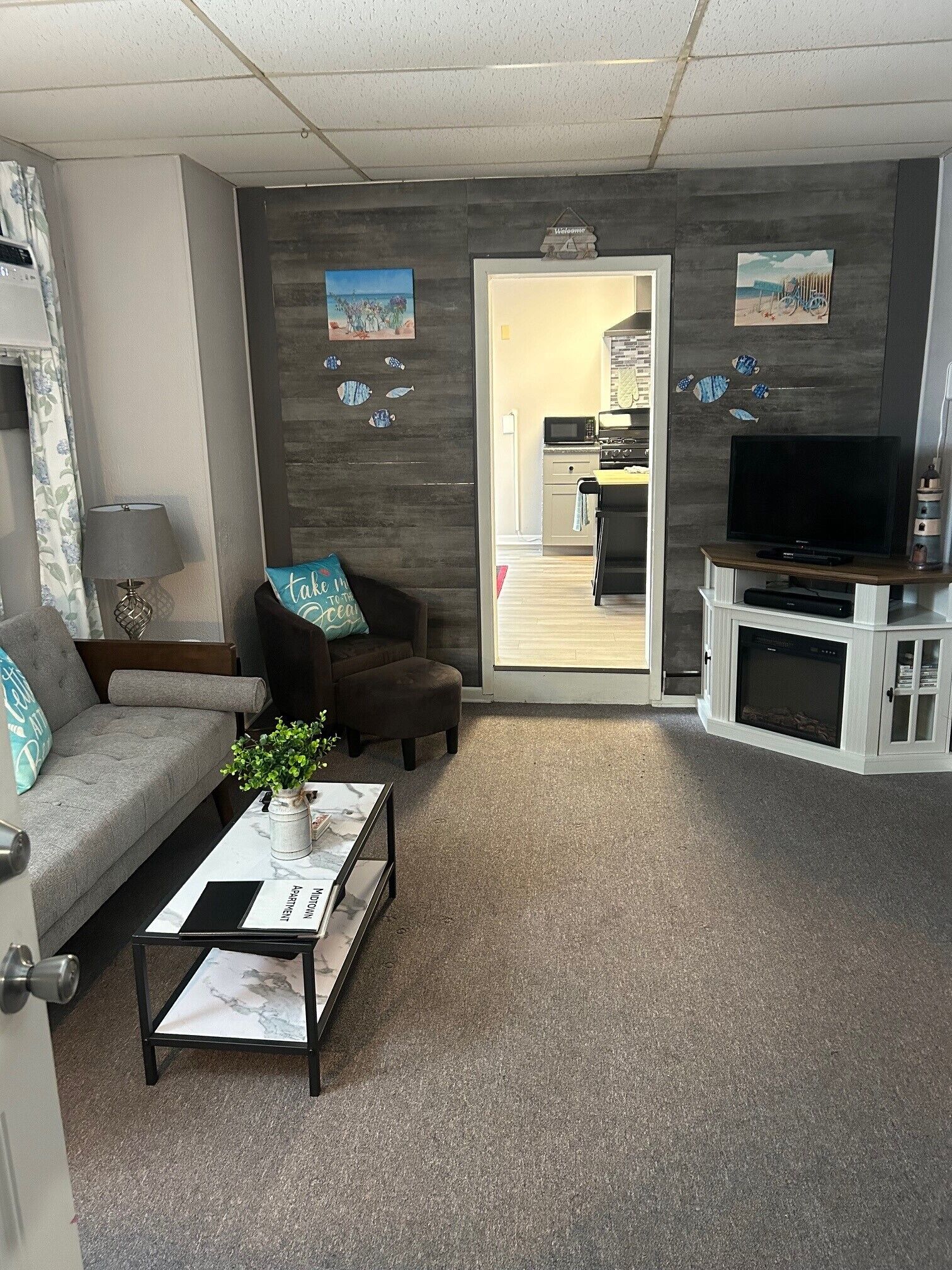 Cozy 1-bedroom apartment in quaint Michigan City with WiFi, AC