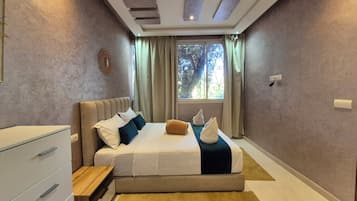 Deluxe Suite, Garden View