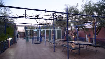 Food court