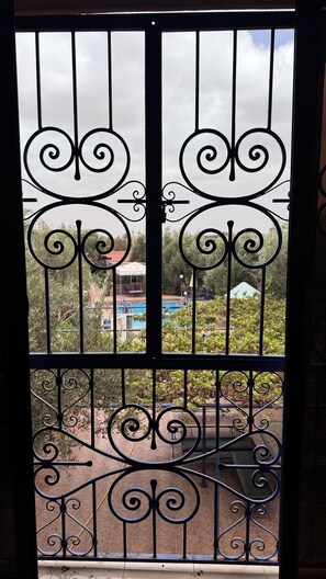 Comfort Suite, 1 Bedroom, Garden View | View from room