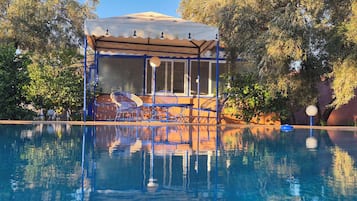 บริเวณภายนอก