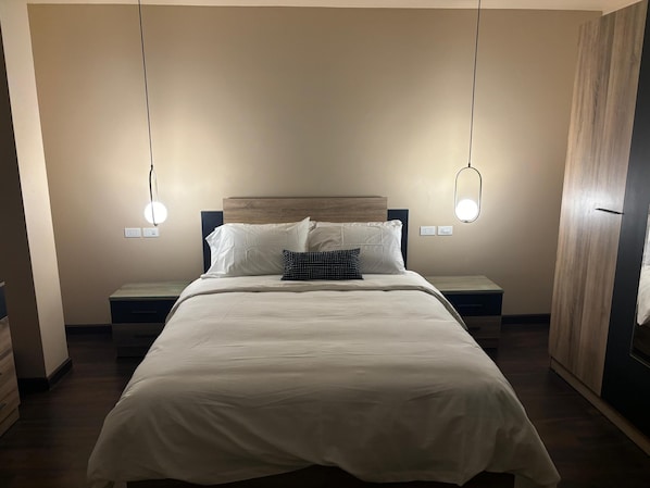 2 bedrooms, iron/ironing board, free WiFi, bed sheets