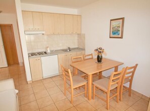 Dining - Beachfront Apartments Tamarix - Studio Apartment 3 (Posedarje)