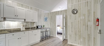 Cozy Picayune Rental Home ~ 11 Mi to Space Center!
