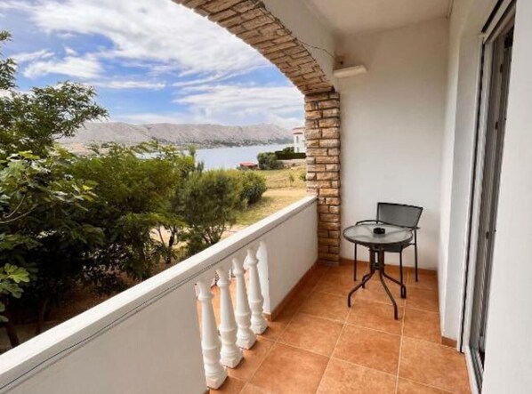 Terrace/patio - Pansion Tony Pag - Double Room with Balcony and Sea View 103 (Pag)