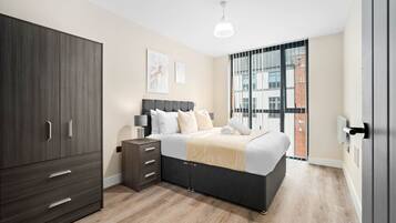 2 bedrooms, iron/ironing board, free WiFi, bed sheets