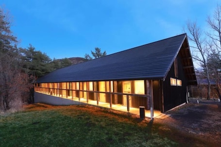 Exterior. Lodge Toranoyu