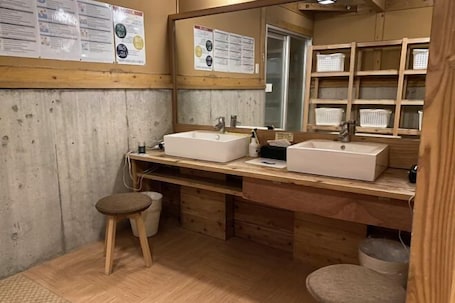Bathroom. Lodge Toranoyu