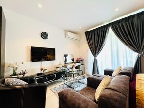 Living area - Executive Studio, Embassy Gardens, Cantonments, Accra (Accra)