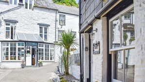 Unclassified image, 5 of 24, button - 2 bedroom accommodation in Polperro (Polperro)