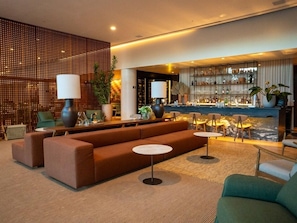 2 bars/lounges, poolside bar