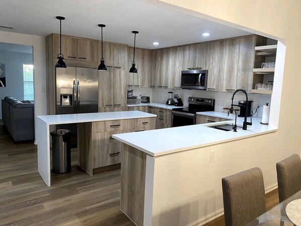 Microwave, oven, stovetop, dishwasher