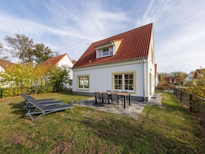 House | Exterior - Holiday Home in Bad Bentheim With Sauna (Bad Bentheim)