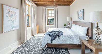 9 Bedroom, Sleeps 22! Hot Tub & Game Room - Minutes to Jim Thorpe