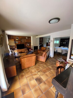 Living area - Maison Familiale Proche des Plages (Larmor-Plage)