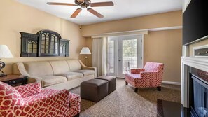 Smart TV, fireplace - Step into Colonial Charm at The Historic Powhatan Resort in Williamsburg - 2 Bd. (Williamsburg)