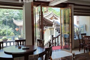 Unclassified image, 2 of 25, button - Damingshan Juxianlou Homestay (Hangzhou)