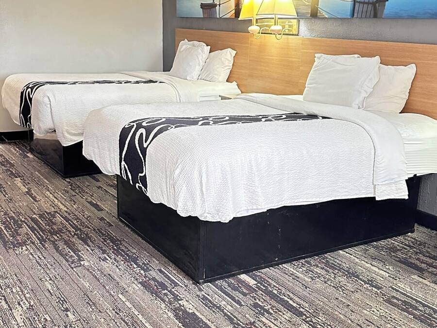 Basic Room, 2 Queen Beds | Free WiFi, bed sheets