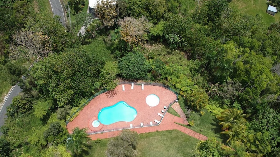 El Oasis Hotel