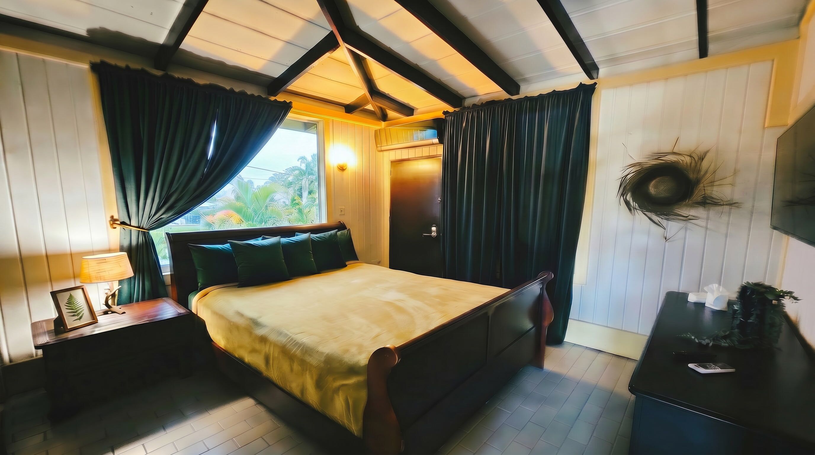 Superior Penthouse, Non Smoking, Kitchenette | Premium bedding, memory foam beds, free WiFi, bed sheets