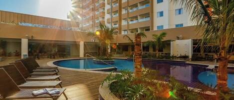 Hypo-allergenic bedding, free WiFi