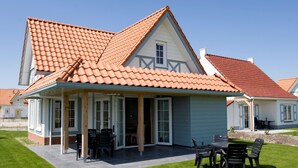 Villa | Exterior