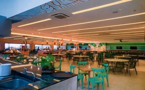 Dining - Hot Beach Suítes Reserve Temporada (Olímpia)