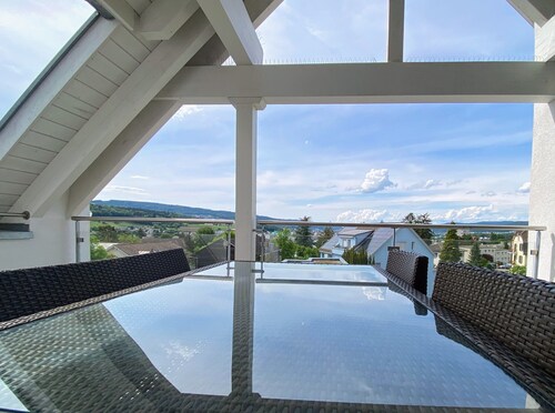 The cozy house - 15 min to Zurich main station; Free parking; Fitness; Kitchen 