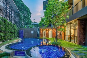 Unclassified image, 5 of 17, button - Momo Hotel (Chiang Mai)