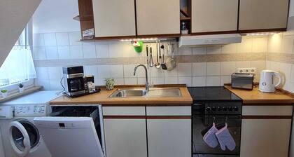 Helle 3-Zi-Wohnung/ Nähe Messe und Flughafen Stuttgart, zentral & grün