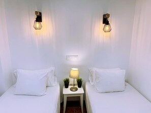 2 室のベッドルーム、インターネット、ベッドシーツ