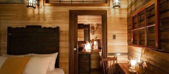 Jone's Brook Cottage: BBQ-Pool-Table-Firepit-AC