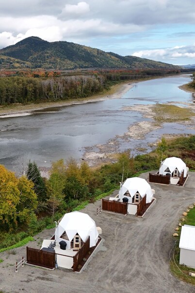 Experience 365-days of glamping in the heart of Flatlands, NB!