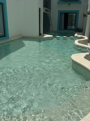 Outdoor pool - Plaza Nardos Hotel & Suites (Playa del Carmen)