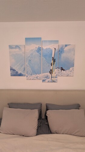 Ski trip or U of U 2-bedroom apartment in Salt Lake City with AC, WiFi