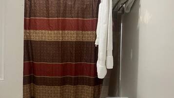 Towels, soap, shampoo, toilet paper