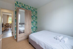 3 bedrooms, WiFi, bed sheets - La Révellière - Wifi - Parking - Balcon (Angers)