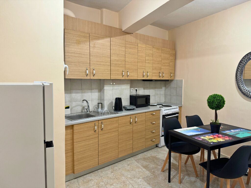 Fridge, microwave, oven, toaster