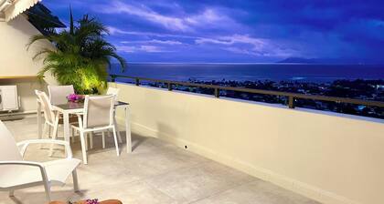 Luxury Eden & SPA: Private Jacuzzi • Moorea View • Pool • Fiber Wi-Fi