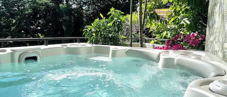 室外 SPA 浴池