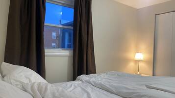 2 bedrooms, WiFi, bed sheets