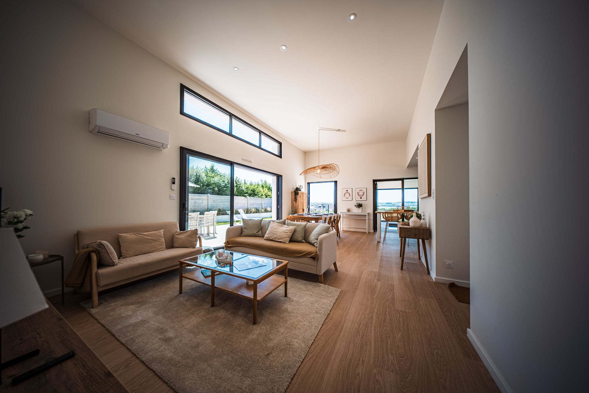 Maison Contemporaine Avec Piscine Intérieur - Saint-Pol-de-Léon