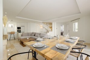 Dining - Newly renovated townhouse close to the beach in Marbella East (Marbella)