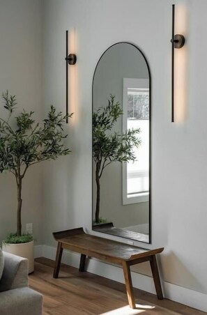 Interior - Modern 5 Bedroom house + hot tub in Packwood
(Packwood)